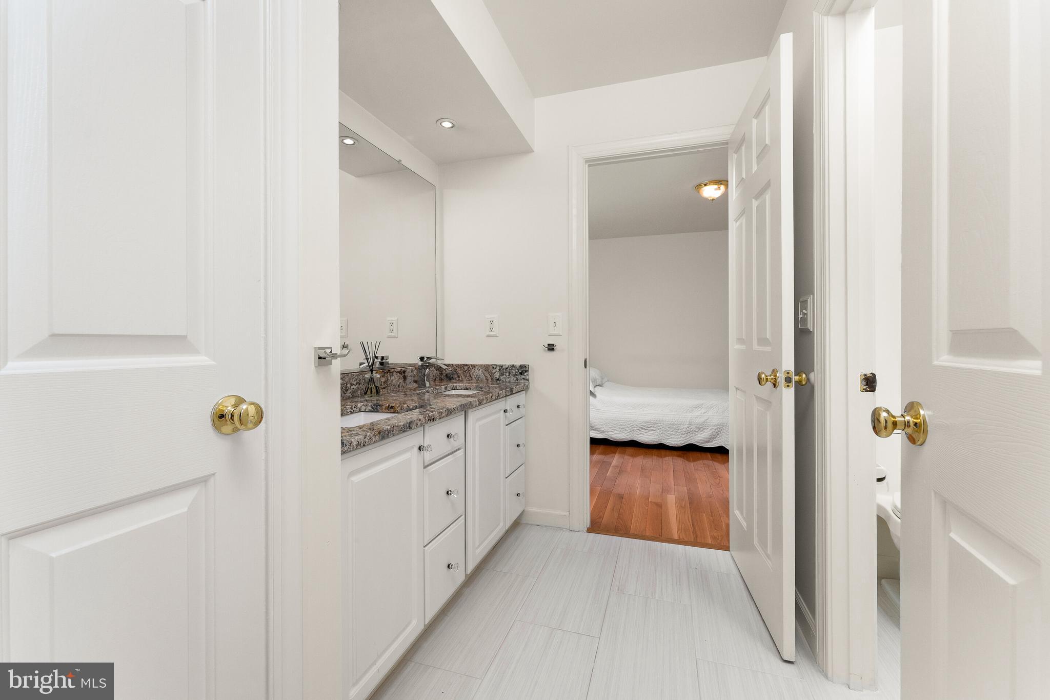 CARDINAL HILL - Residential