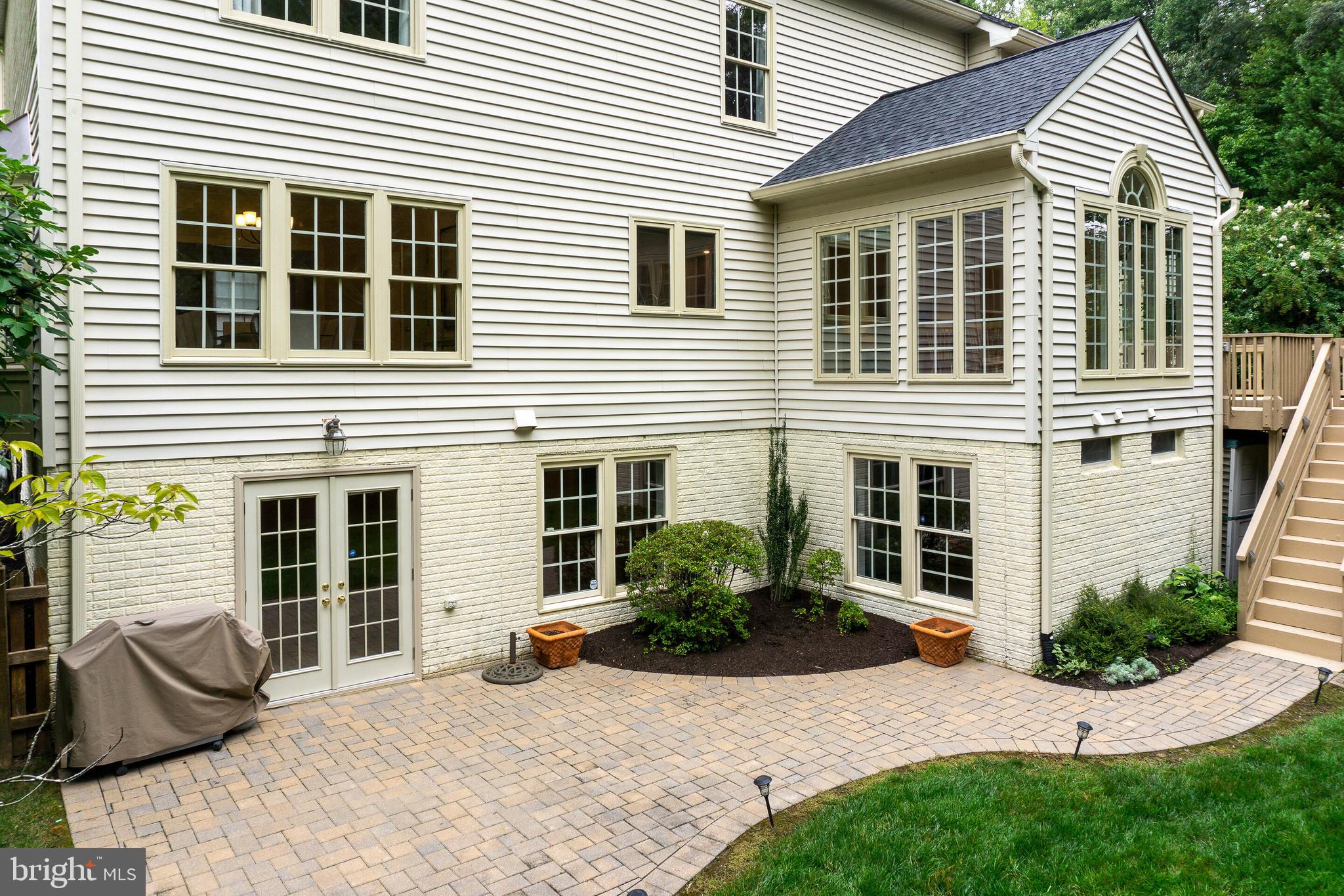 CARDINAL HILL - Residential