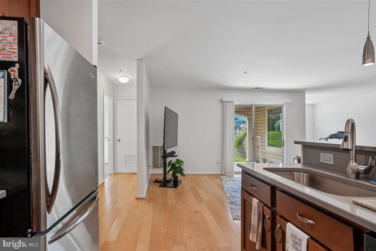 10 HEARTHSTONE COURT B