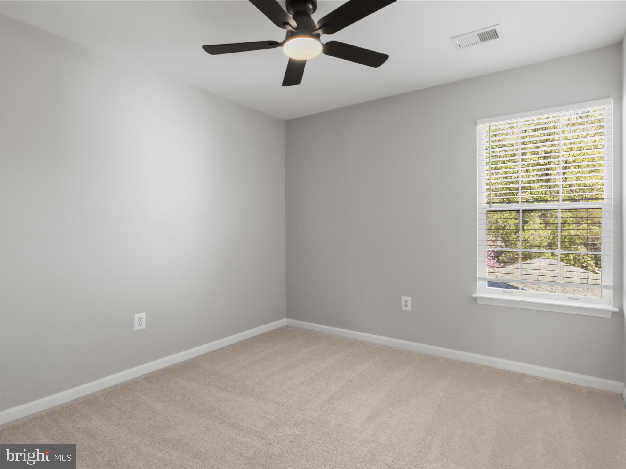 ASHBURN - Residential