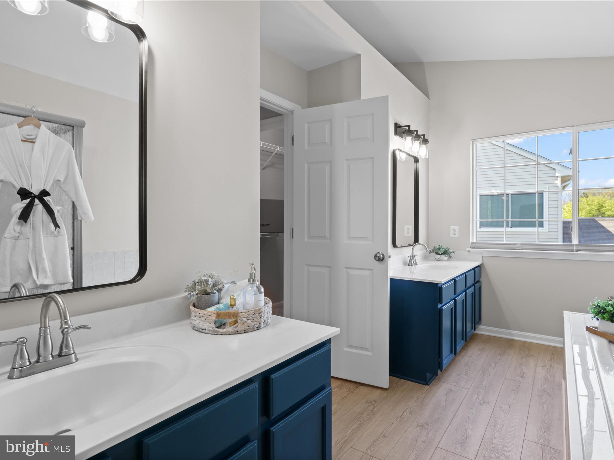 ASHBURN - Residential