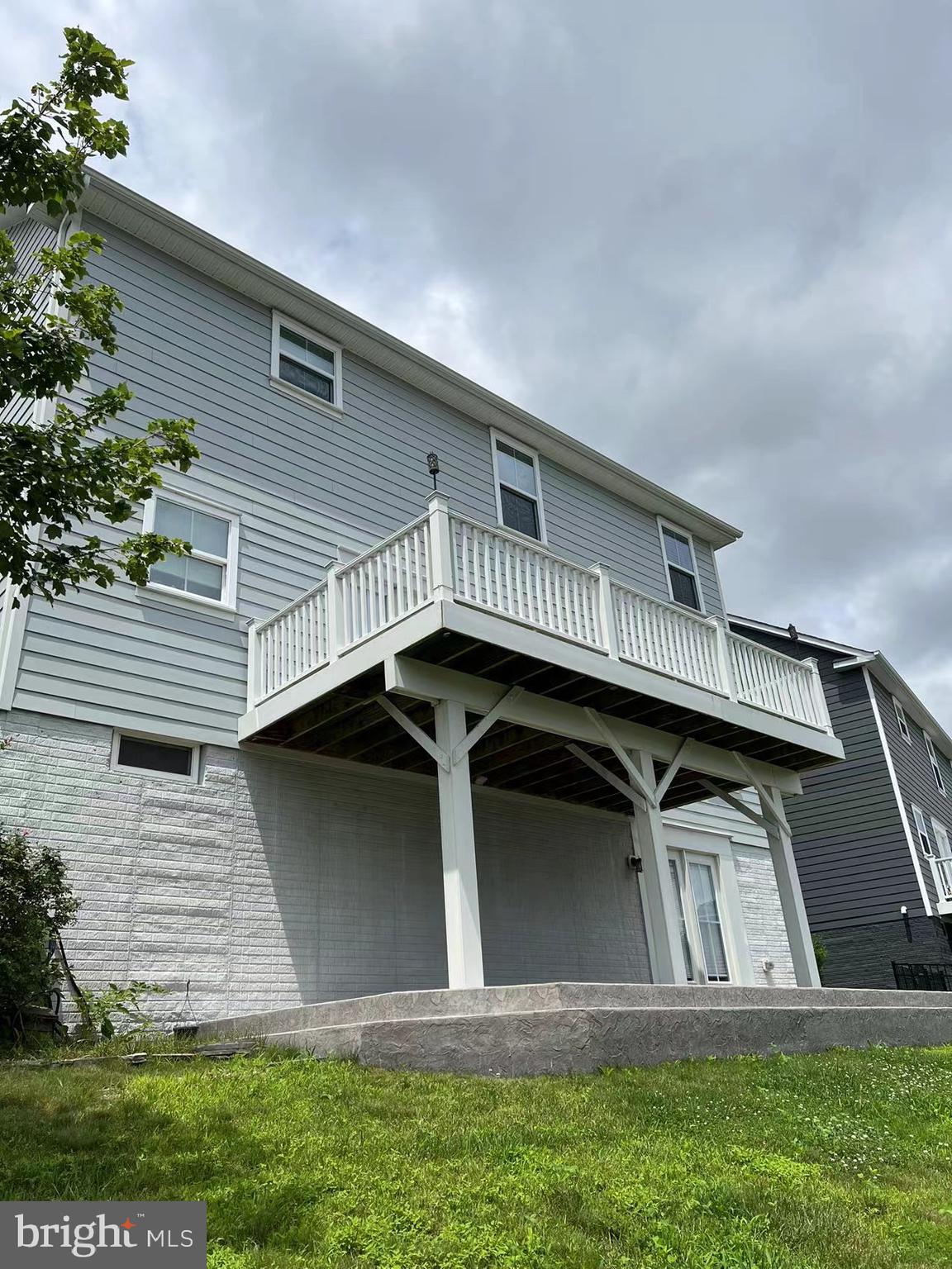 POTOMAC SHORES - Residential Lease