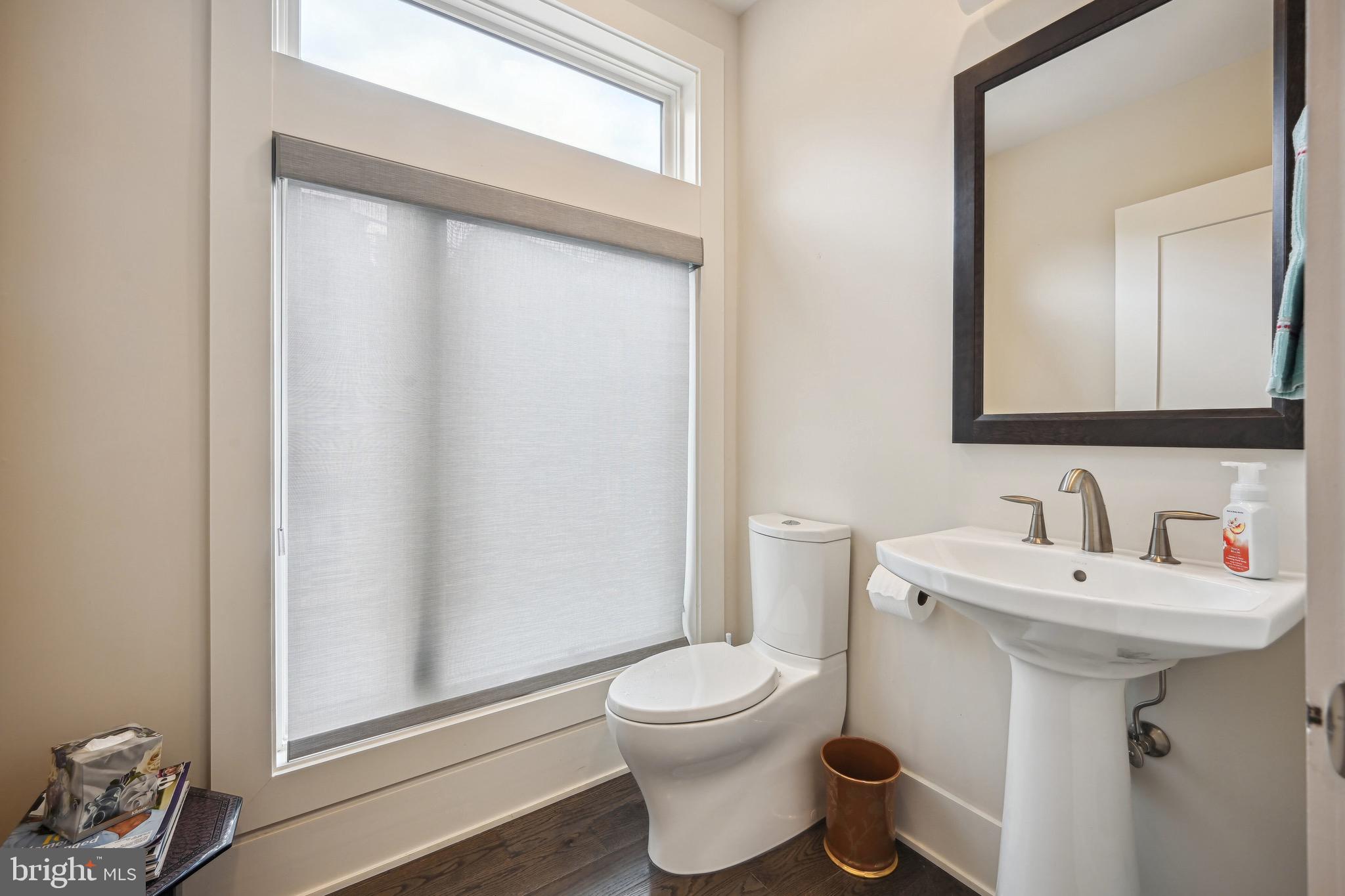 GROSVENOR HEIGHTS - Residential Lease