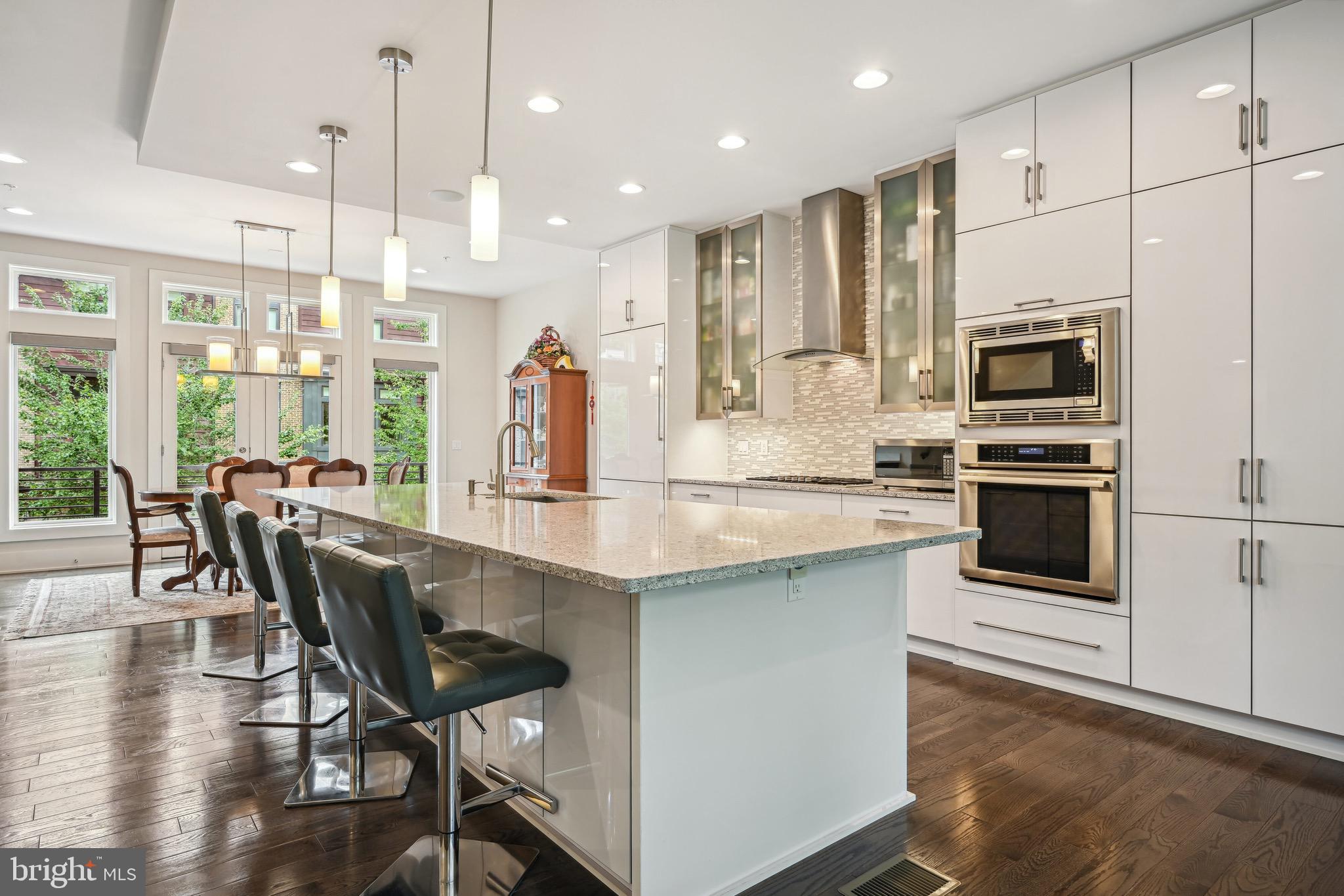 GROSVENOR HEIGHTS - Residential Lease