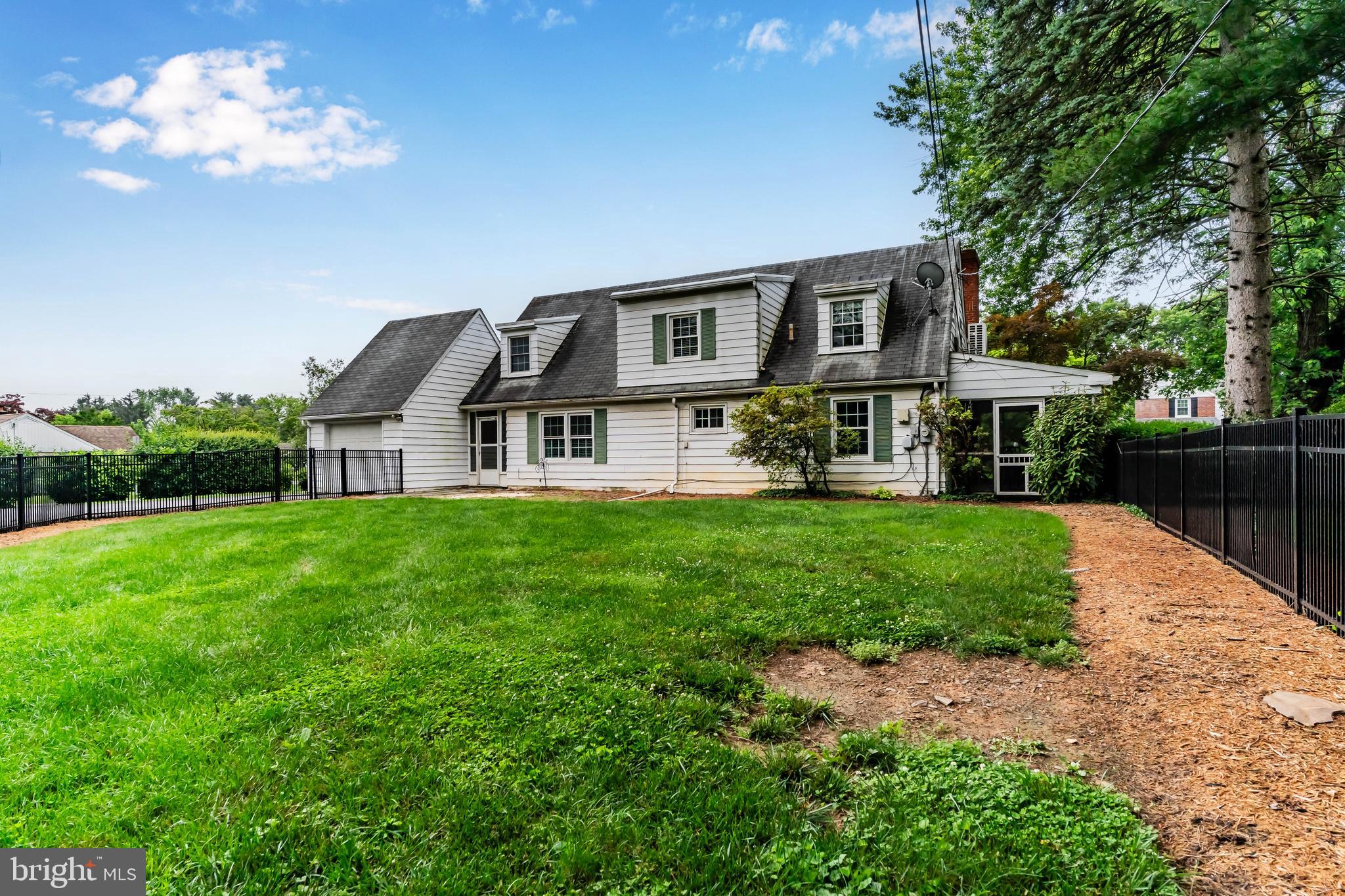 OAKWOOD PARK - Residential