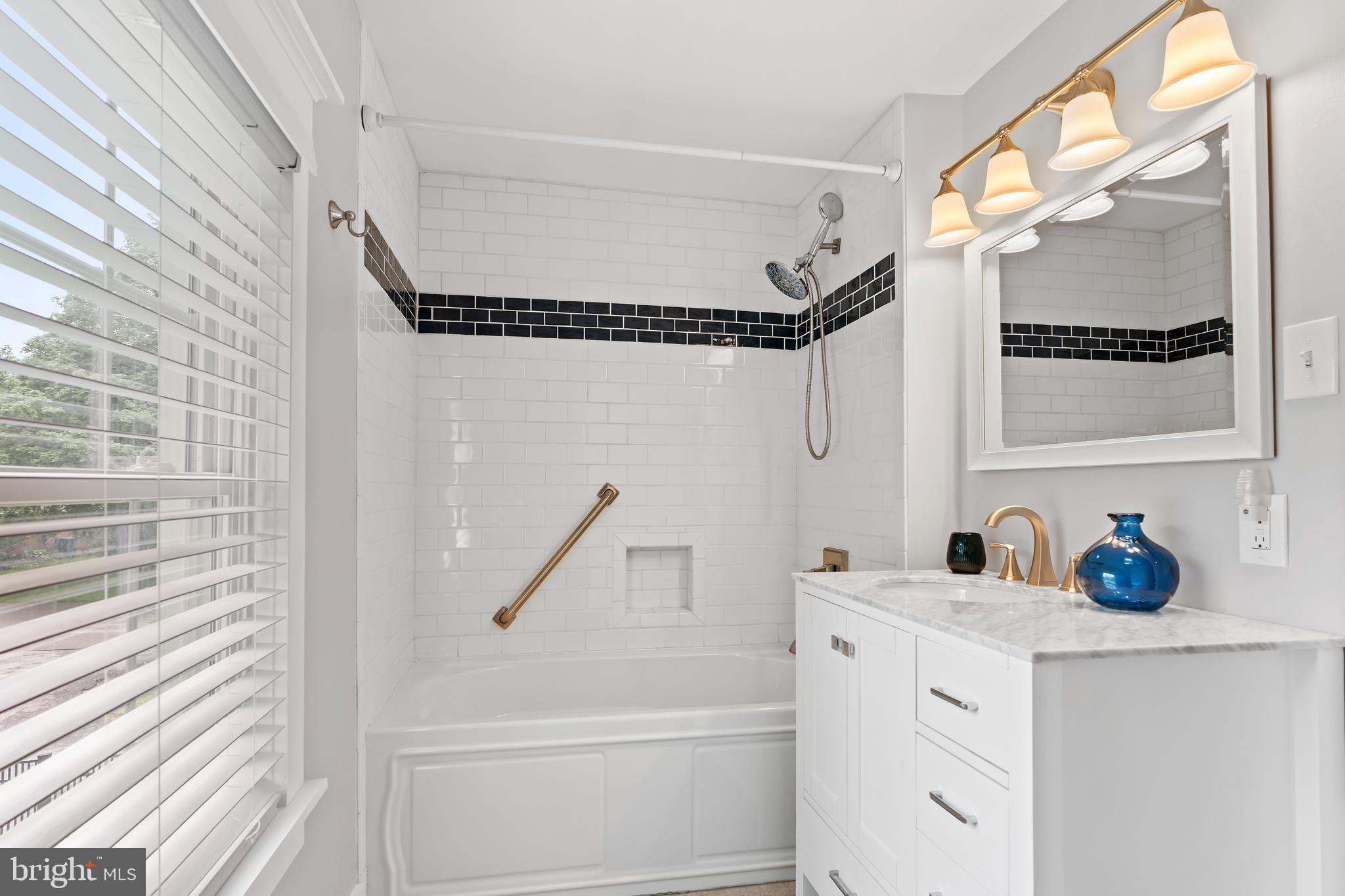 OAKWOOD PARK - Residential