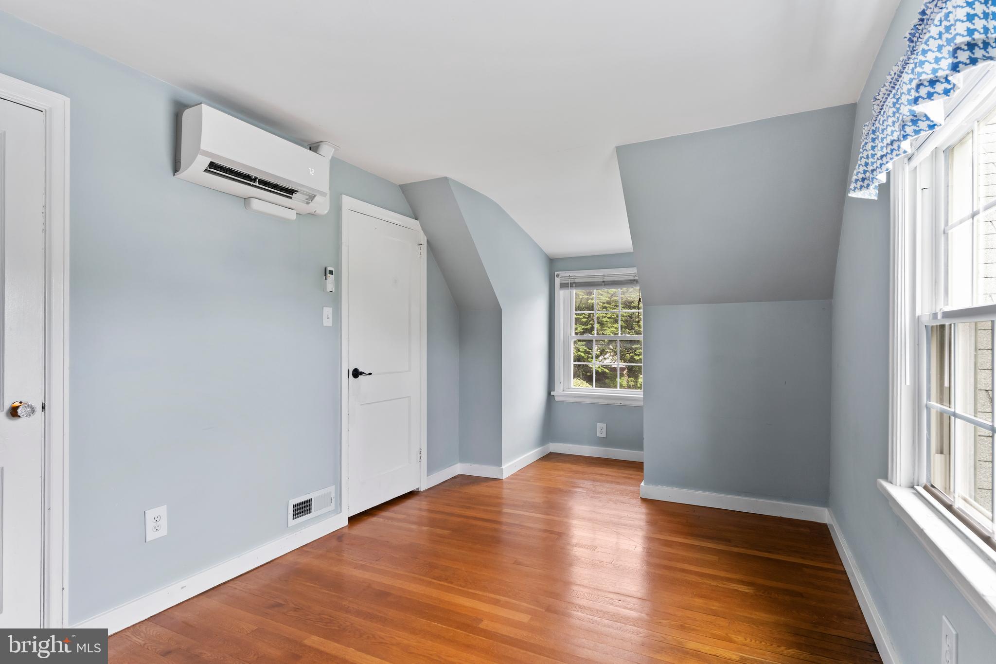 OAKWOOD PARK - Residential