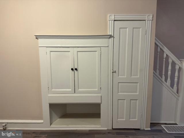 KENSINGTON - Residential