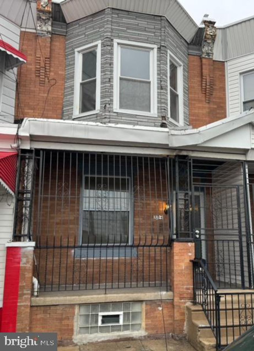 Don't miss out on this updated rarely offered townhome featuring 3 bedrooms, 1 full bath, and a large eat-in kitchen on the the main level. This home was completely rehabbed from the interior walls, roof, and electricity.