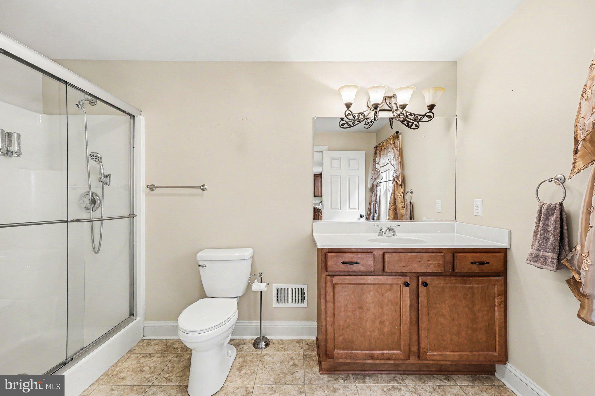 WINCHESTER - Residential