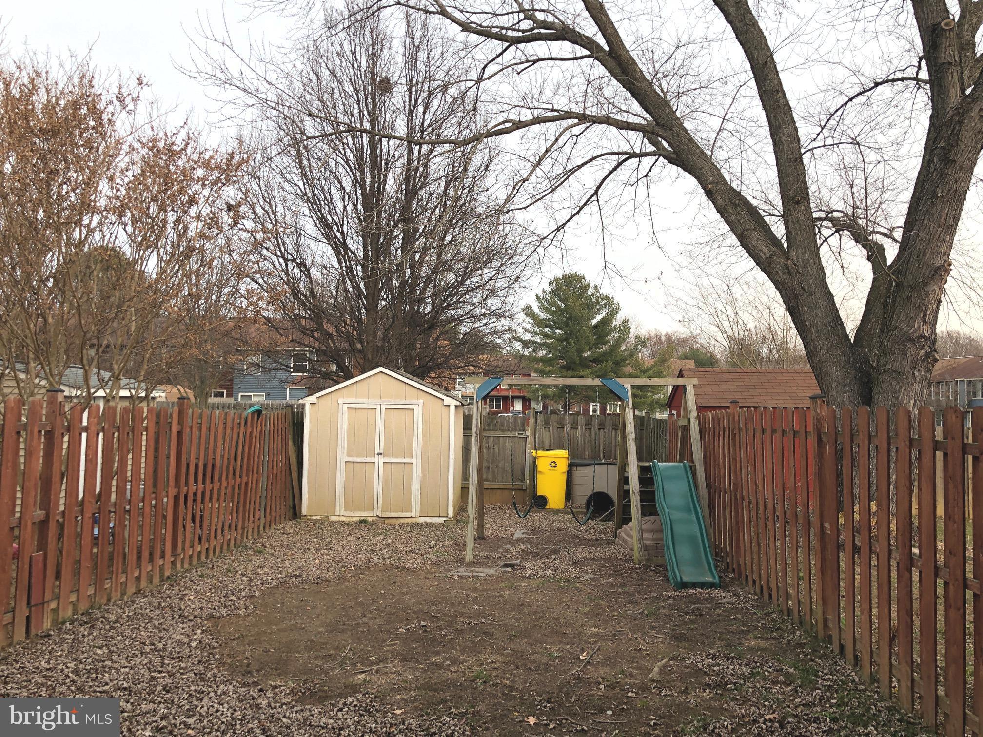 WHISPERING WOODS - Residential Lease