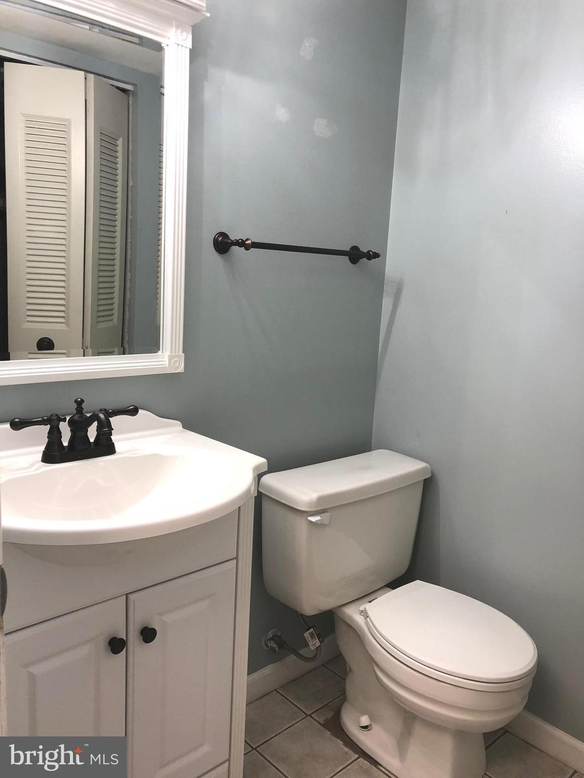 WHISPERING WOODS - Residential Lease