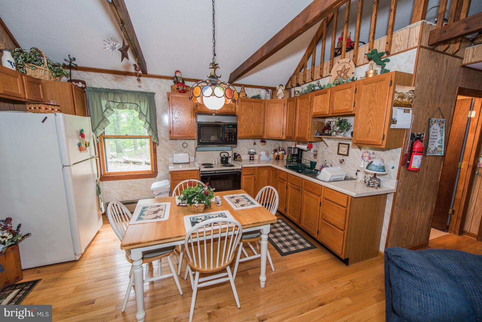 ROUSE MOUNTAIN - Residential