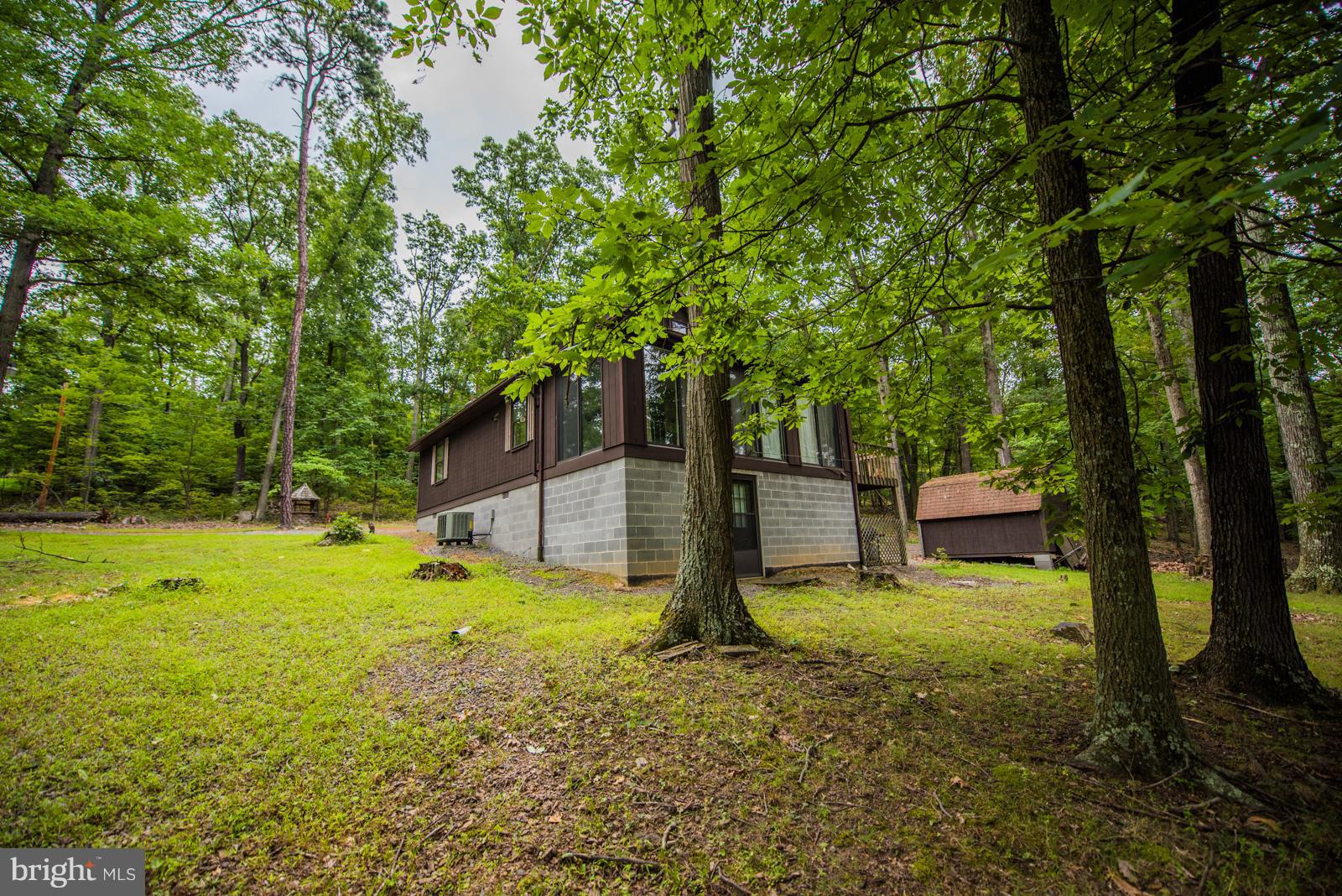 ROUSE MOUNTAIN - Residential