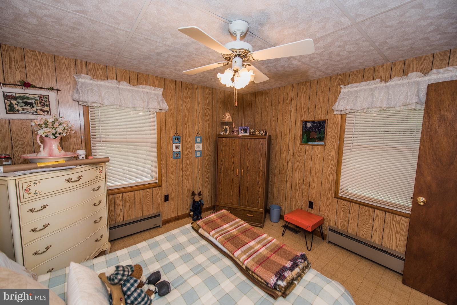 ROUSE MOUNTAIN - Residential