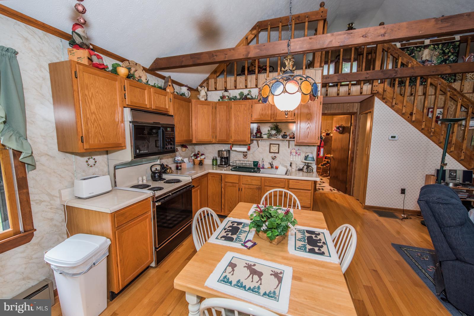 ROUSE MOUNTAIN - Residential