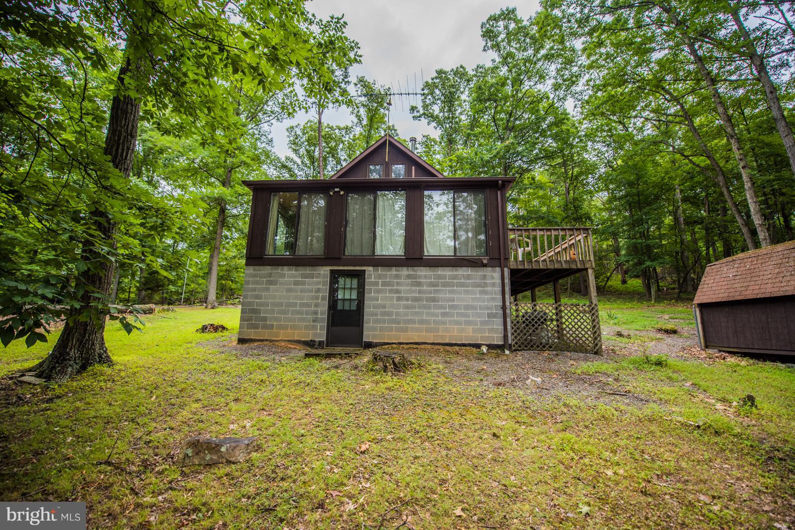 ROUSE MOUNTAIN - Residential