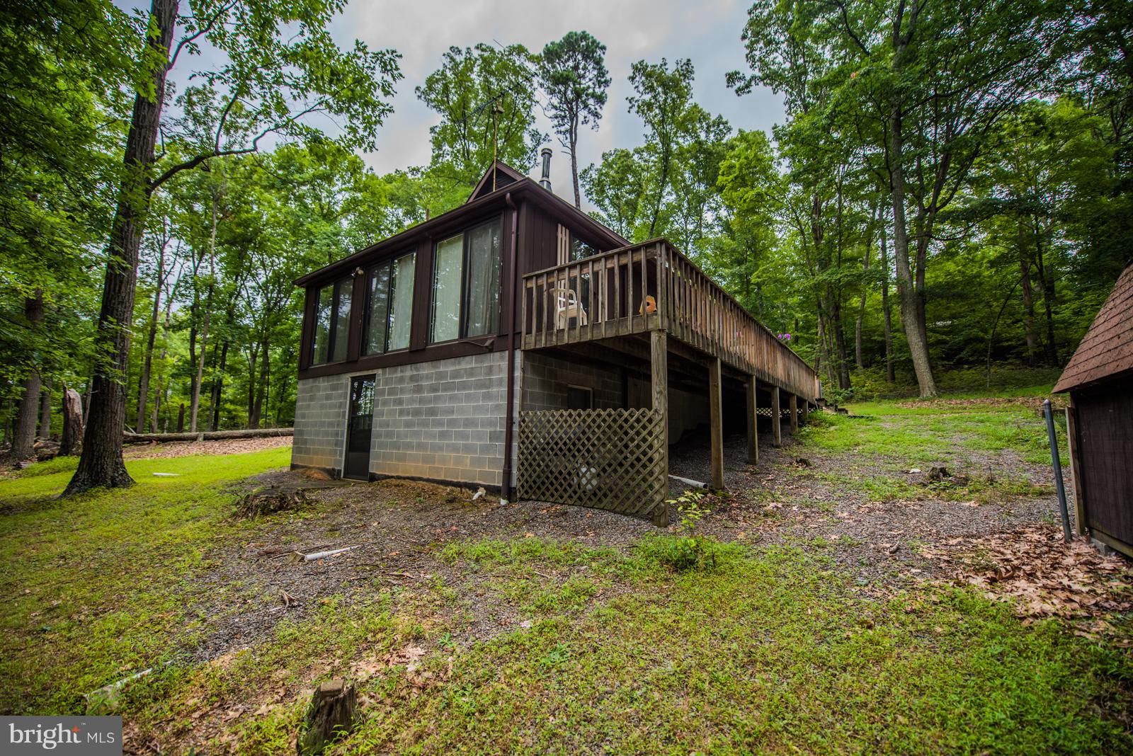 ROUSE MOUNTAIN - Residential