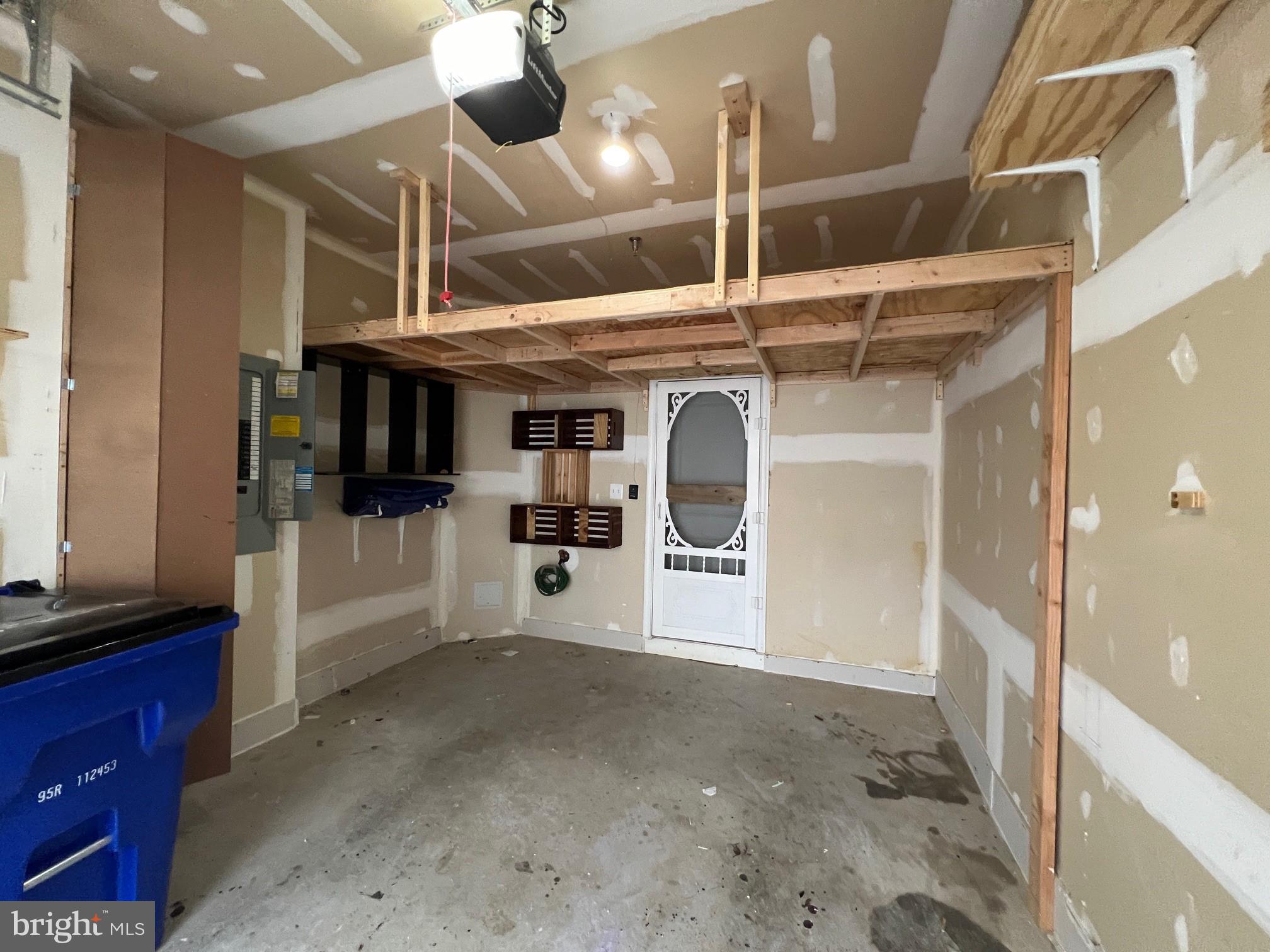 LINTON AT BALLENGER - Residential Lease