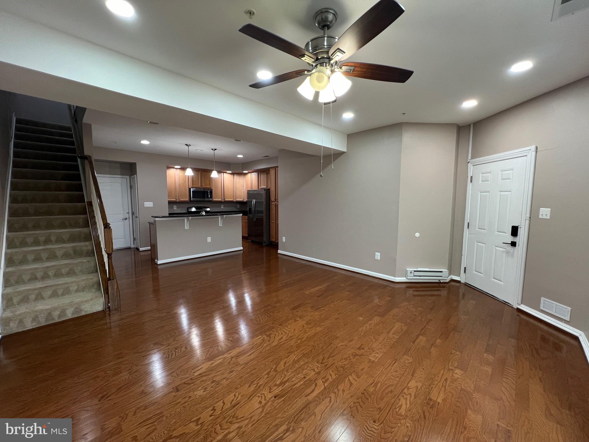 LINTON AT BALLENGER - Residential Lease