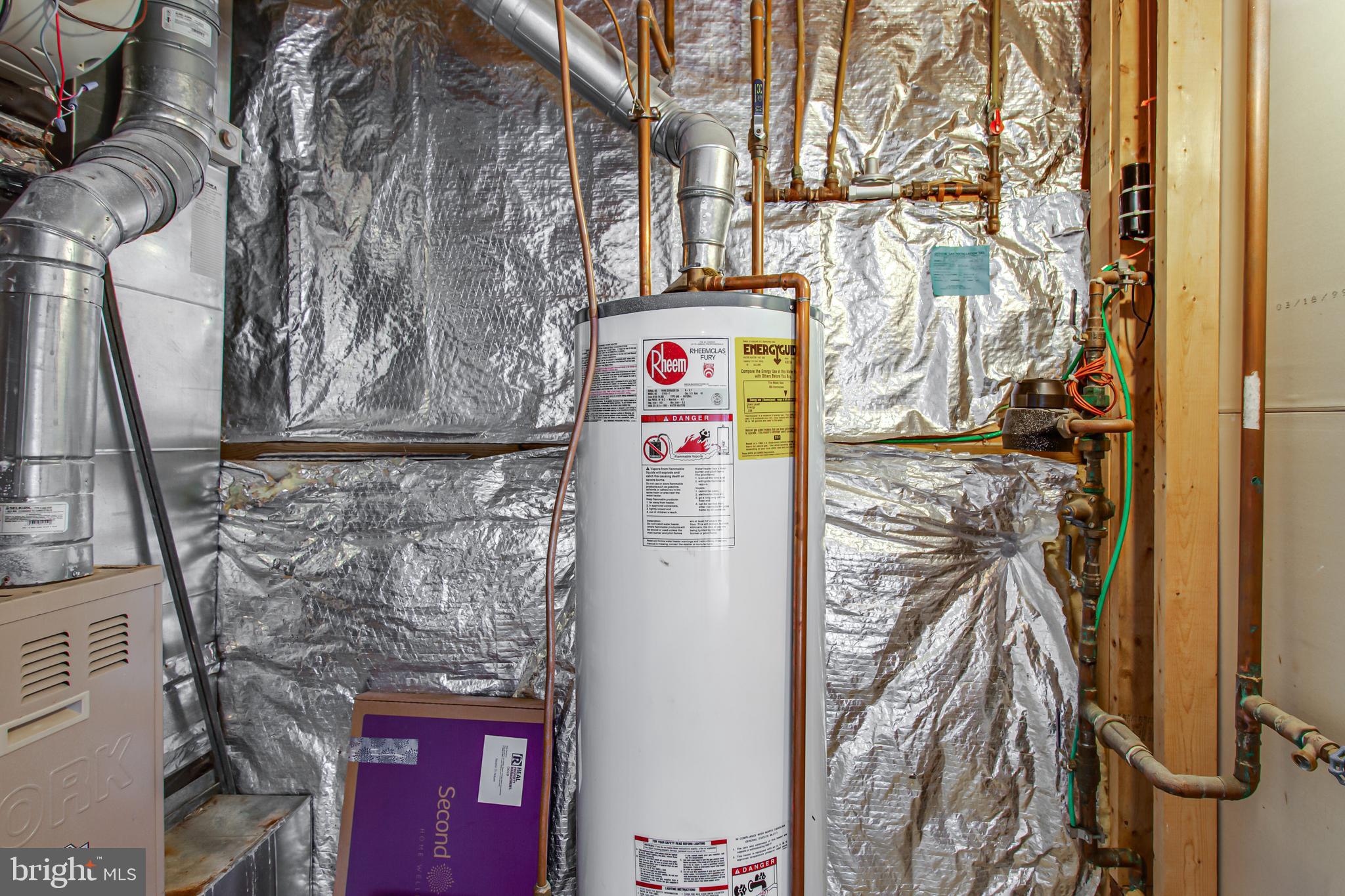 ASPEN WOODS - Residential