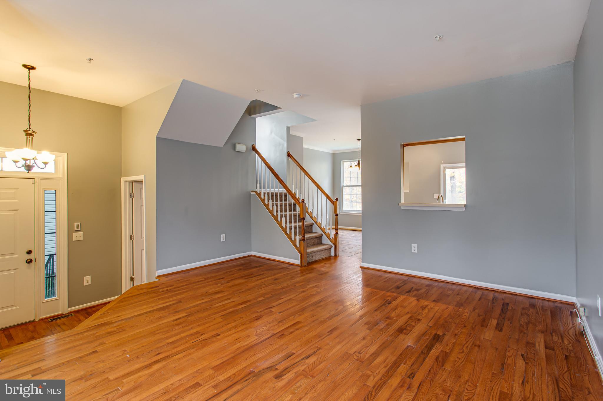 ASPEN WOODS - Residential