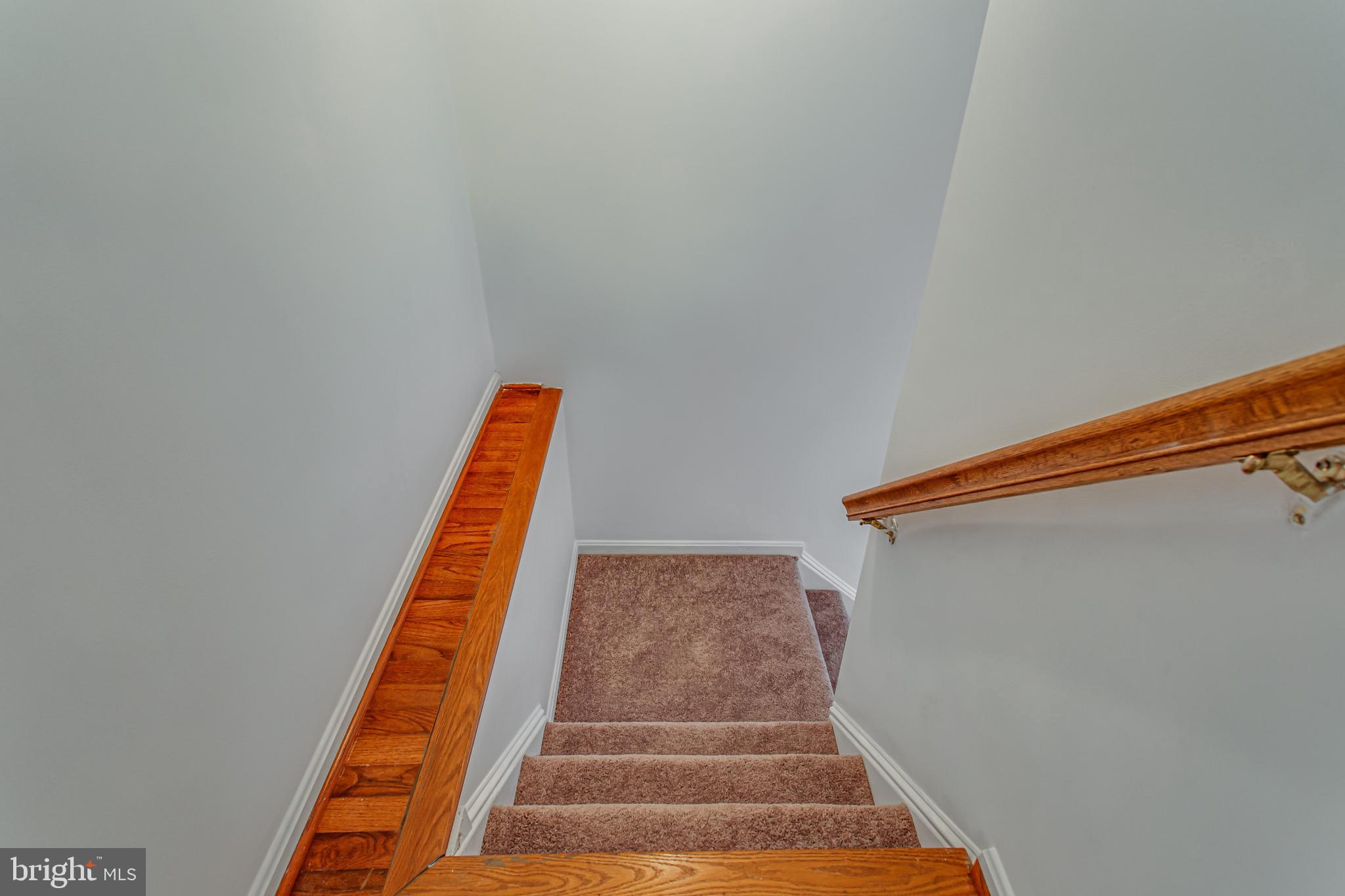 ASPEN WOODS - Residential