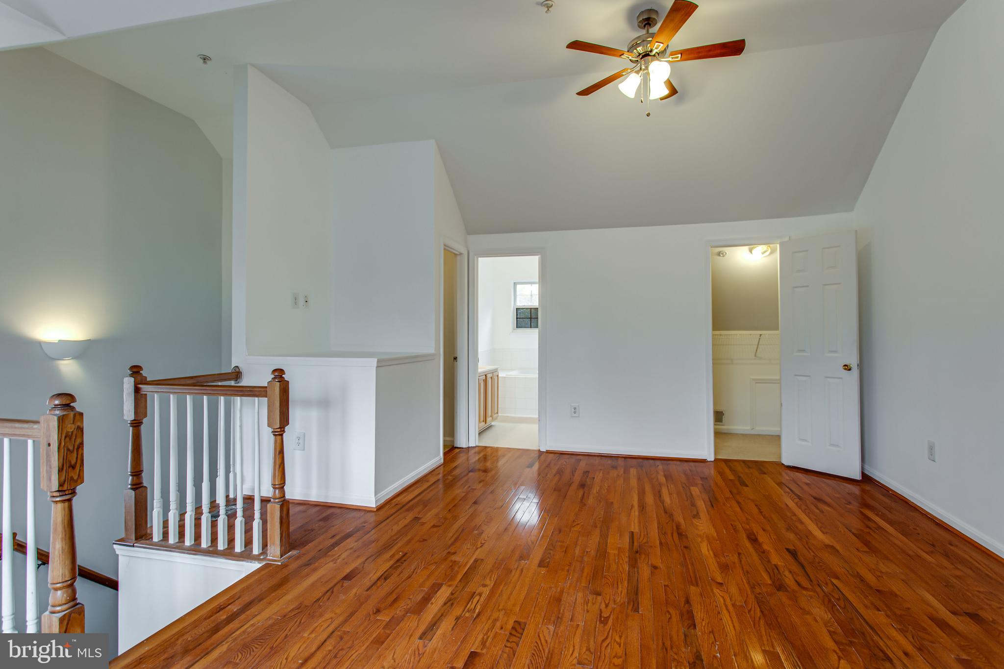 ASPEN WOODS - Residential