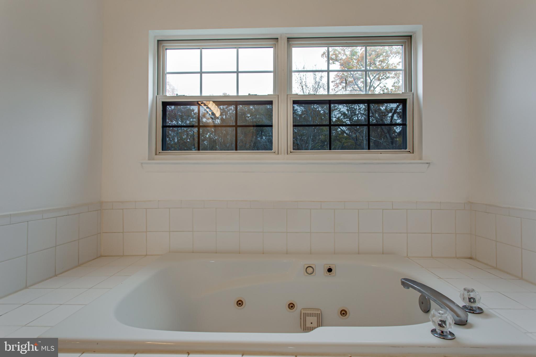 ASPEN WOODS - Residential