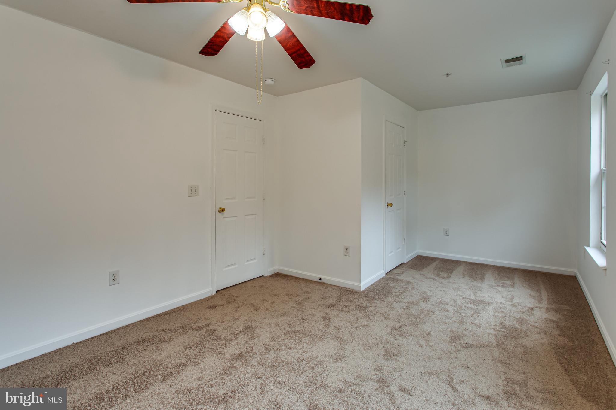 ASPEN WOODS - Residential