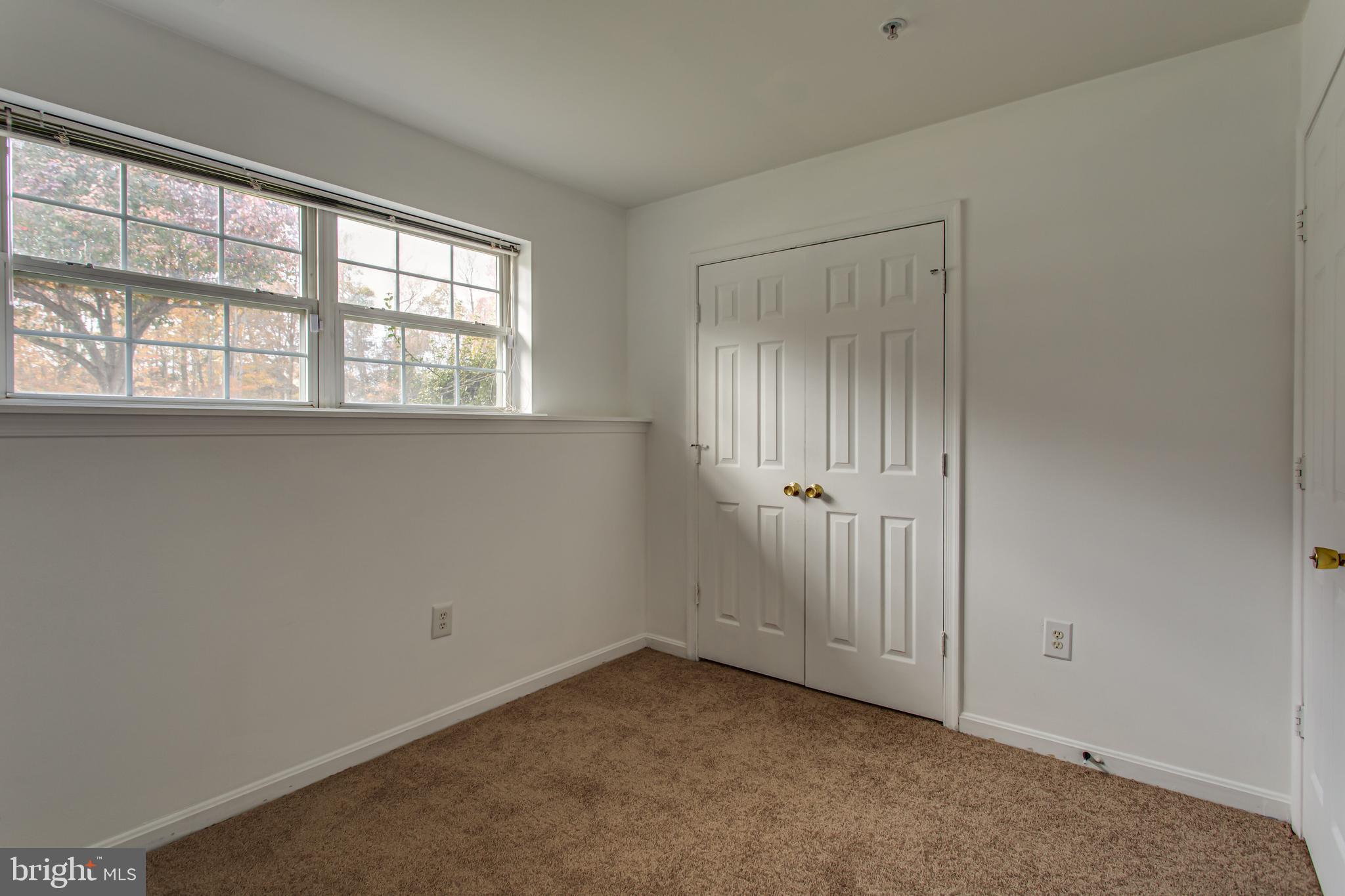 ASPEN WOODS - Residential