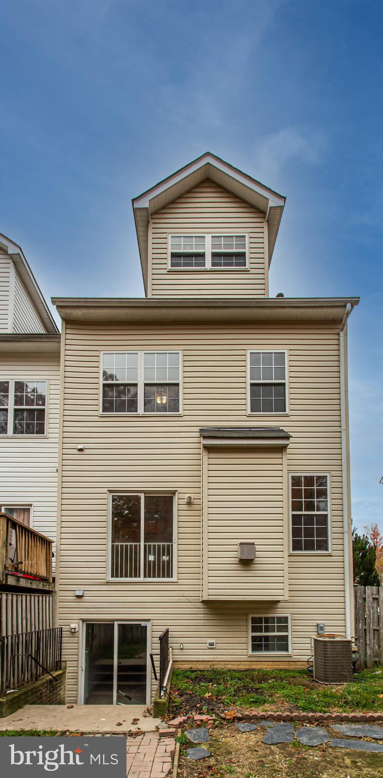 ASPEN WOODS - Residential