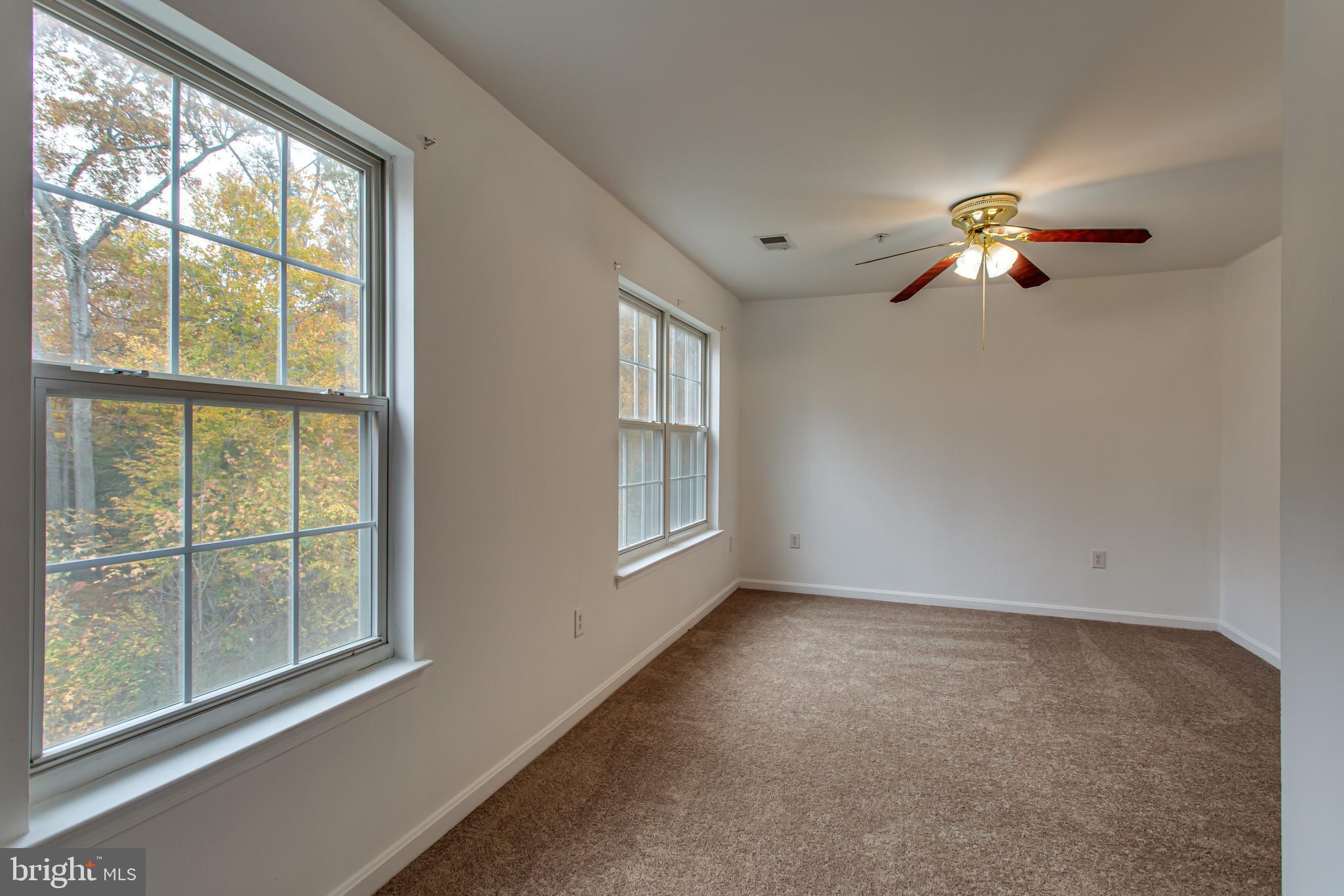 ASPEN WOODS - Residential