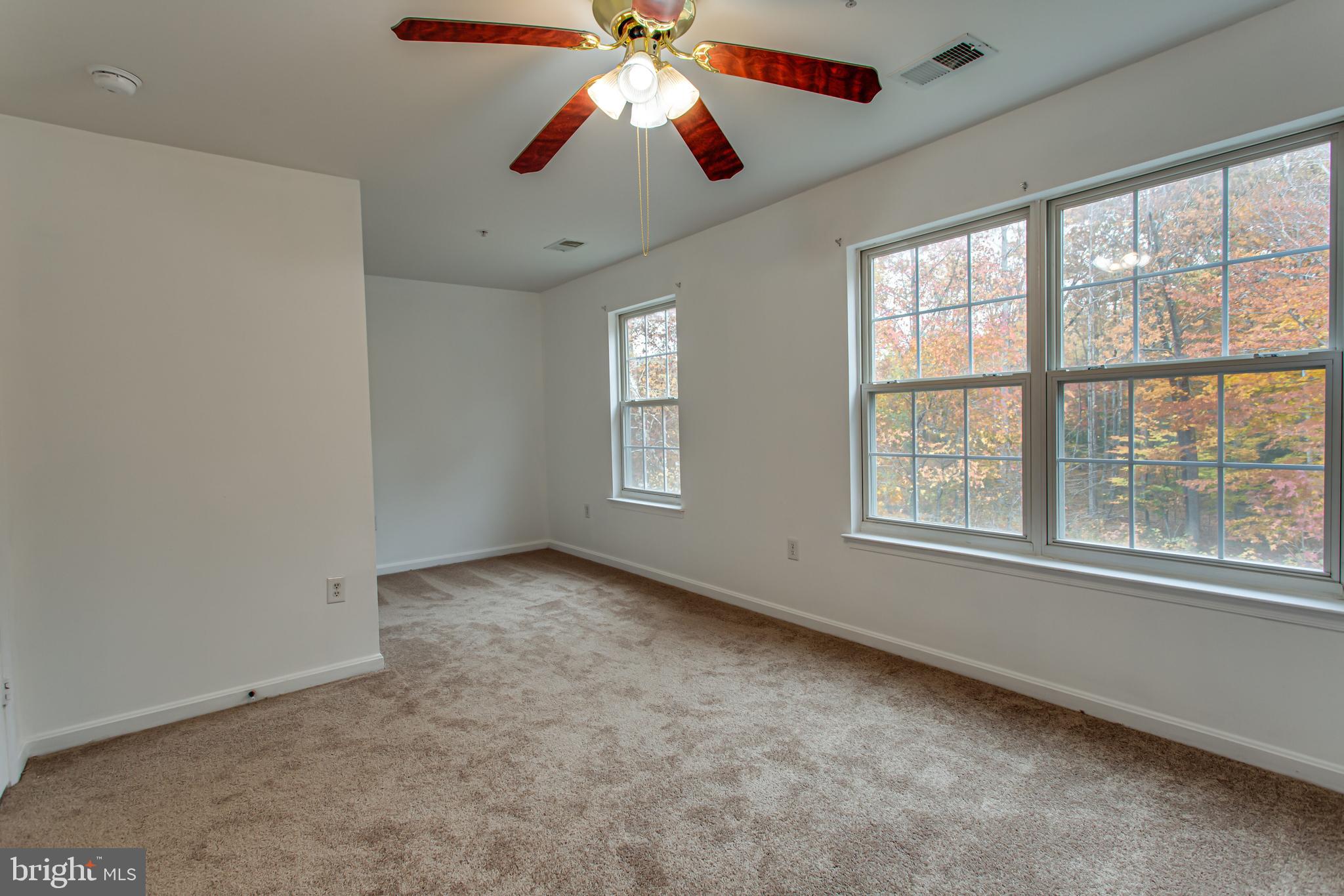 ASPEN WOODS - Residential