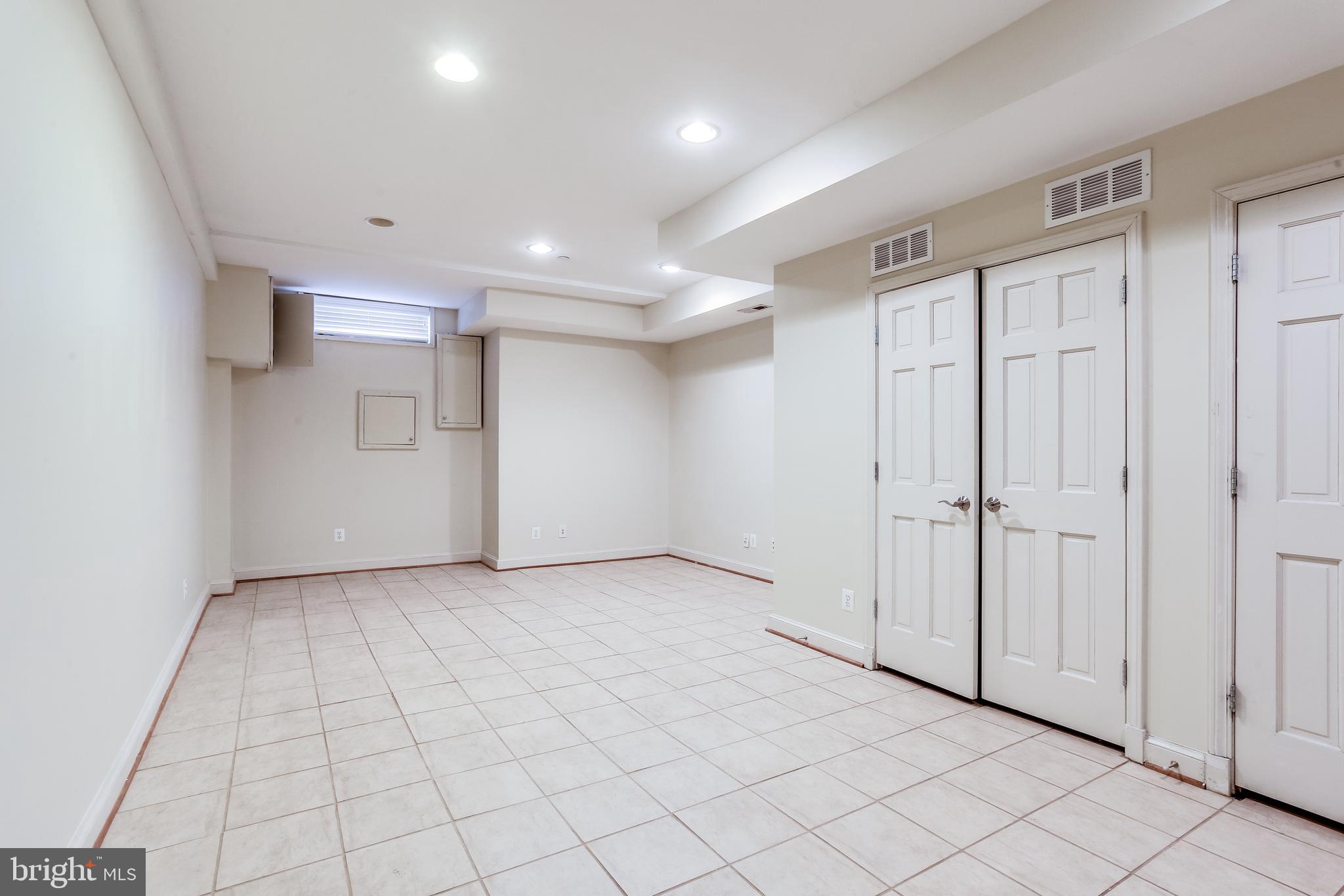 CANTON - Residential Lease