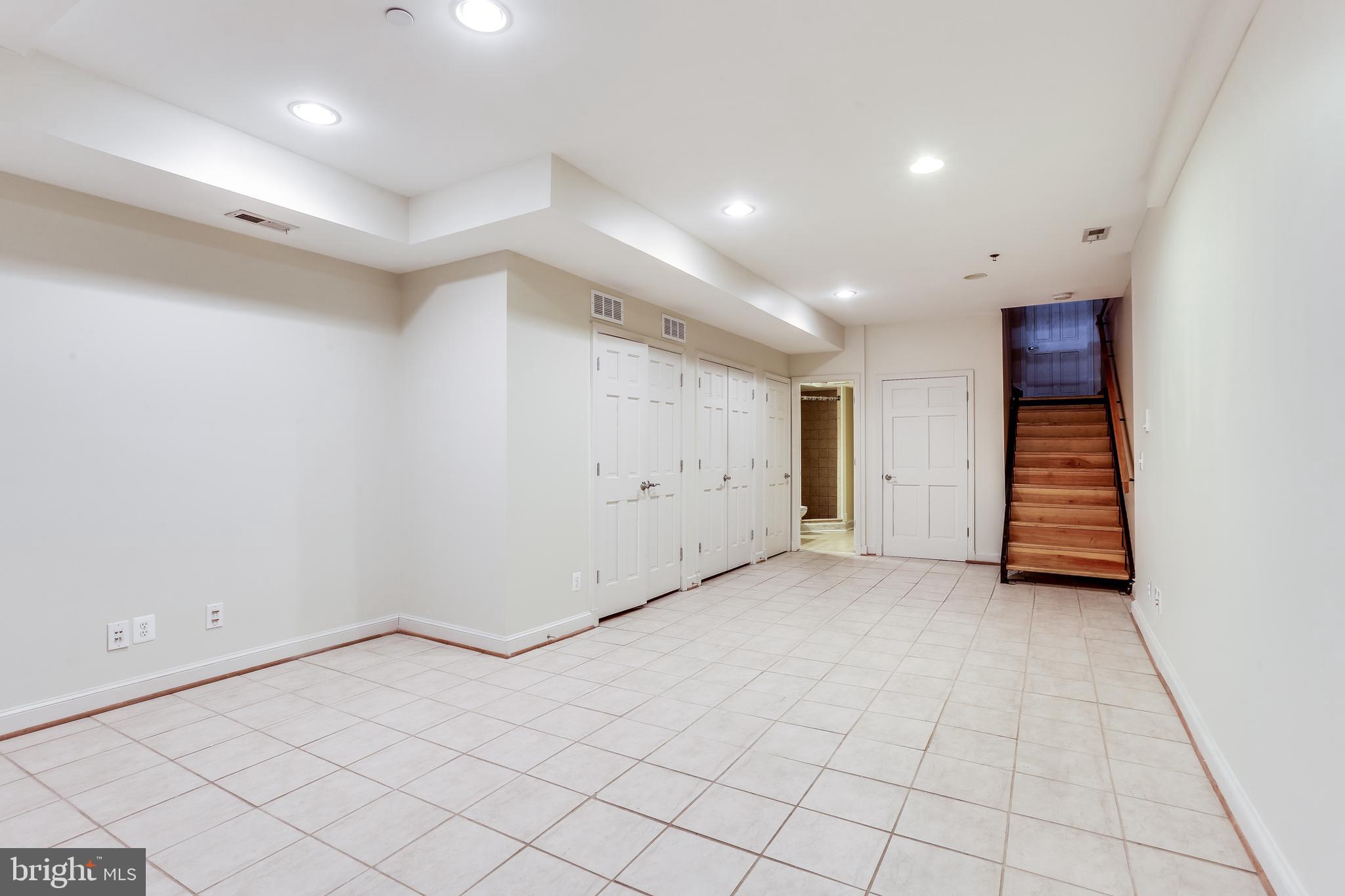 CANTON - Residential Lease