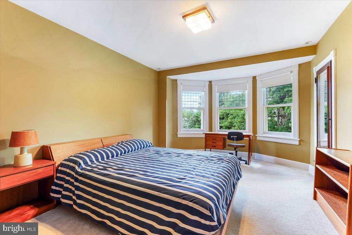 SOUTH WAYNE - Residential