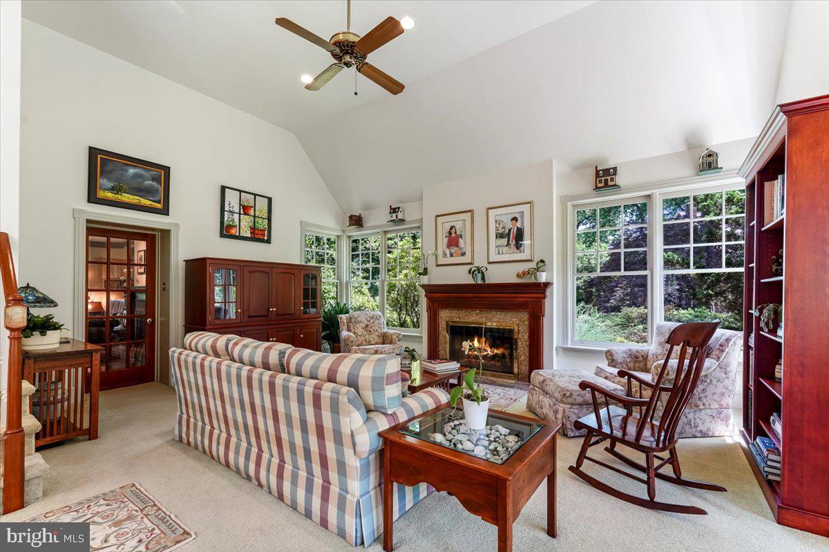 SOUTH WAYNE - Residential