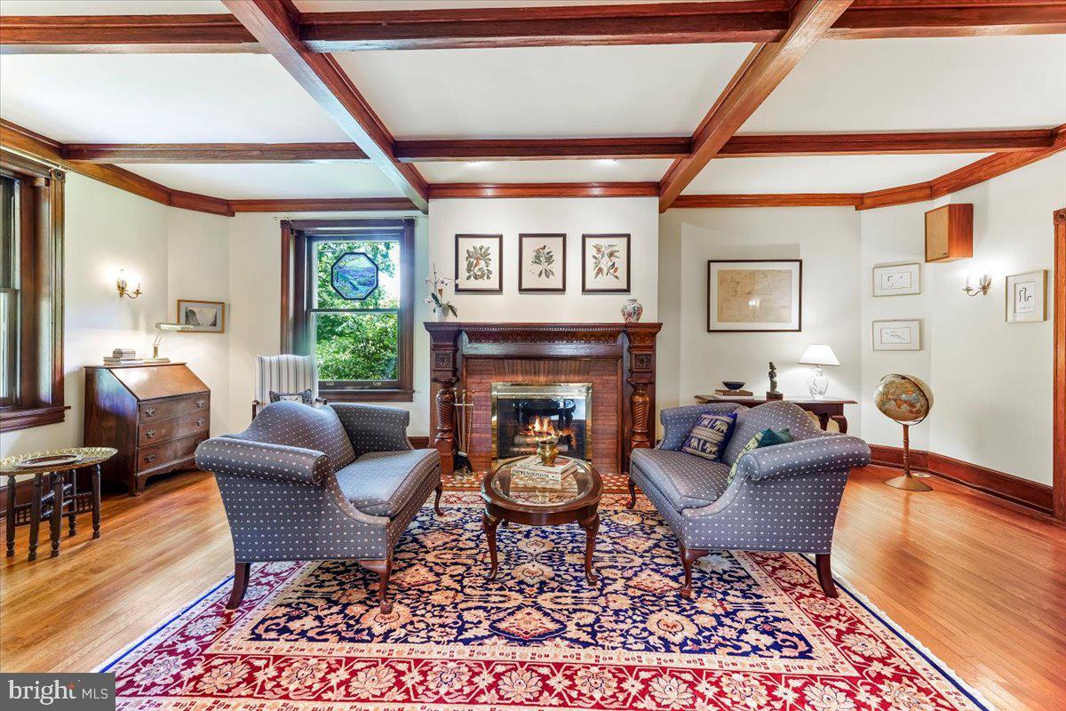 SOUTH WAYNE - Residential