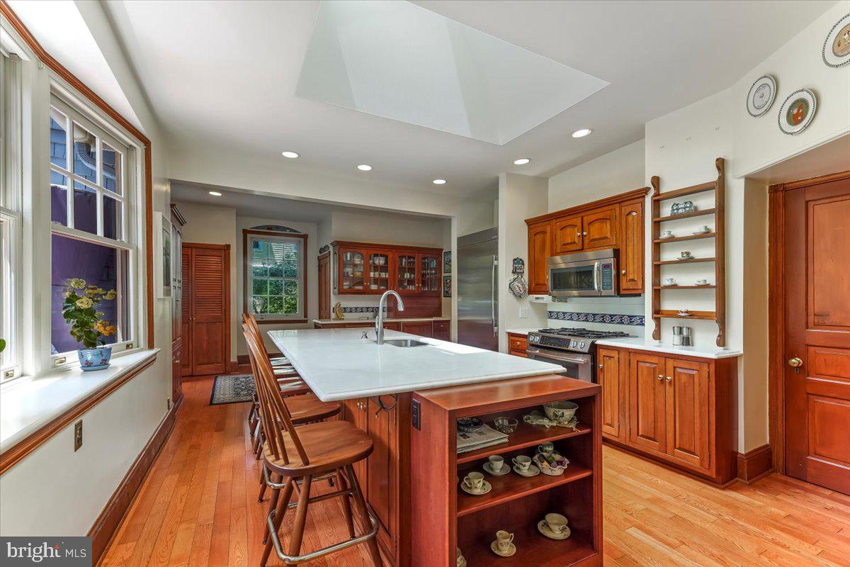 SOUTH WAYNE - Residential