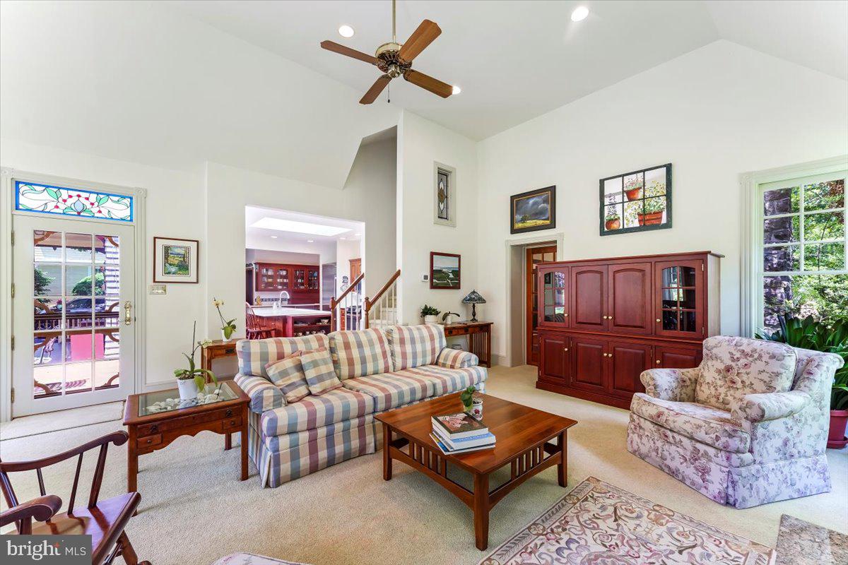 SOUTH WAYNE - Residential