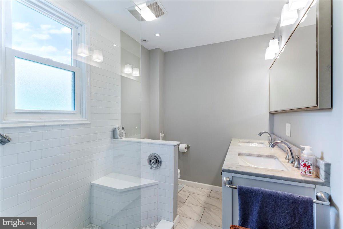 SOUTH WAYNE - Residential