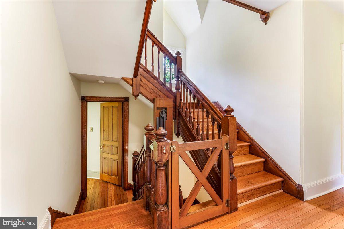 SOUTH WAYNE - Residential