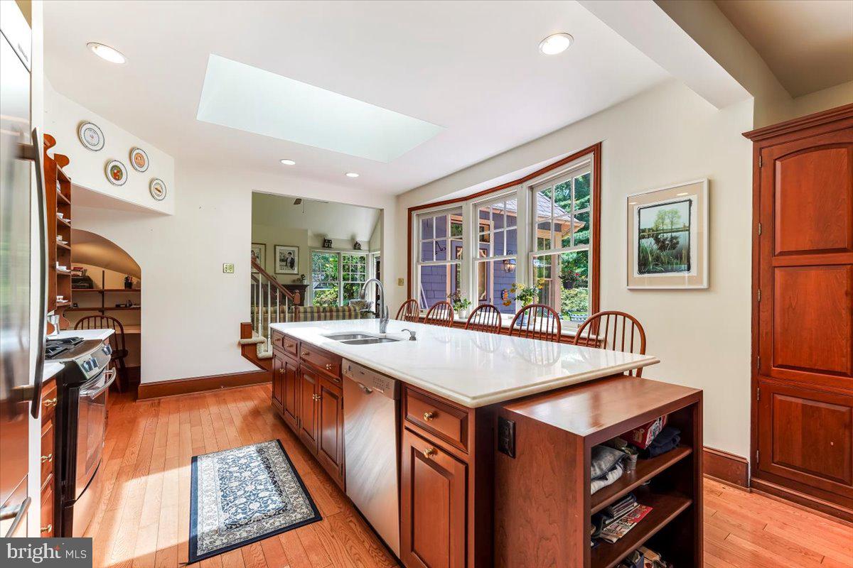 SOUTH WAYNE - Residential