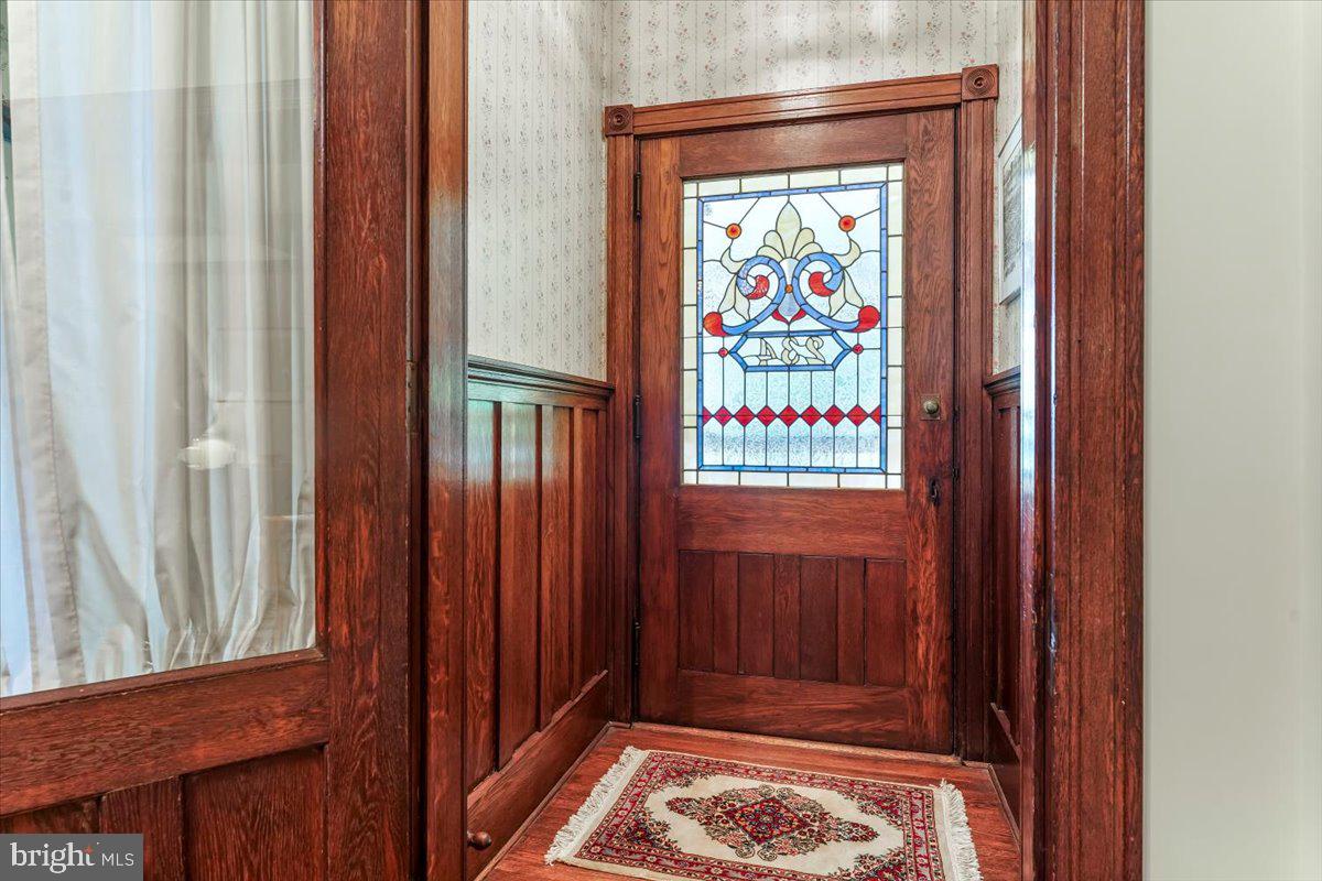 SOUTH WAYNE - Residential