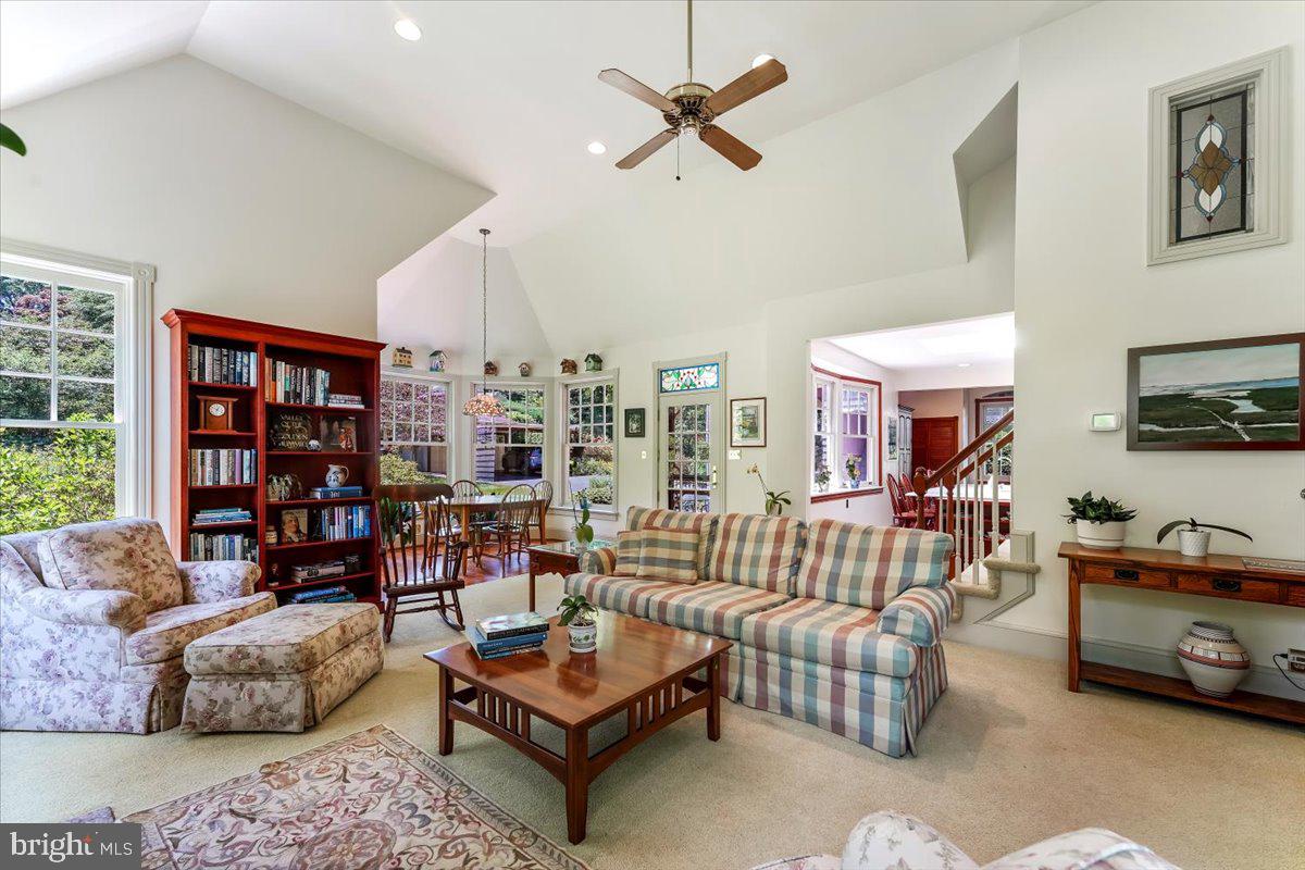 SOUTH WAYNE - Residential