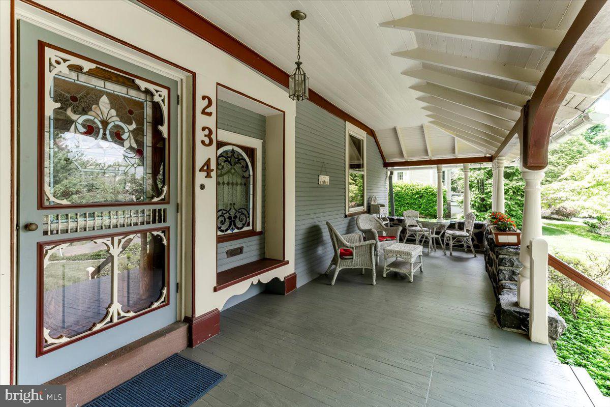 SOUTH WAYNE - Residential