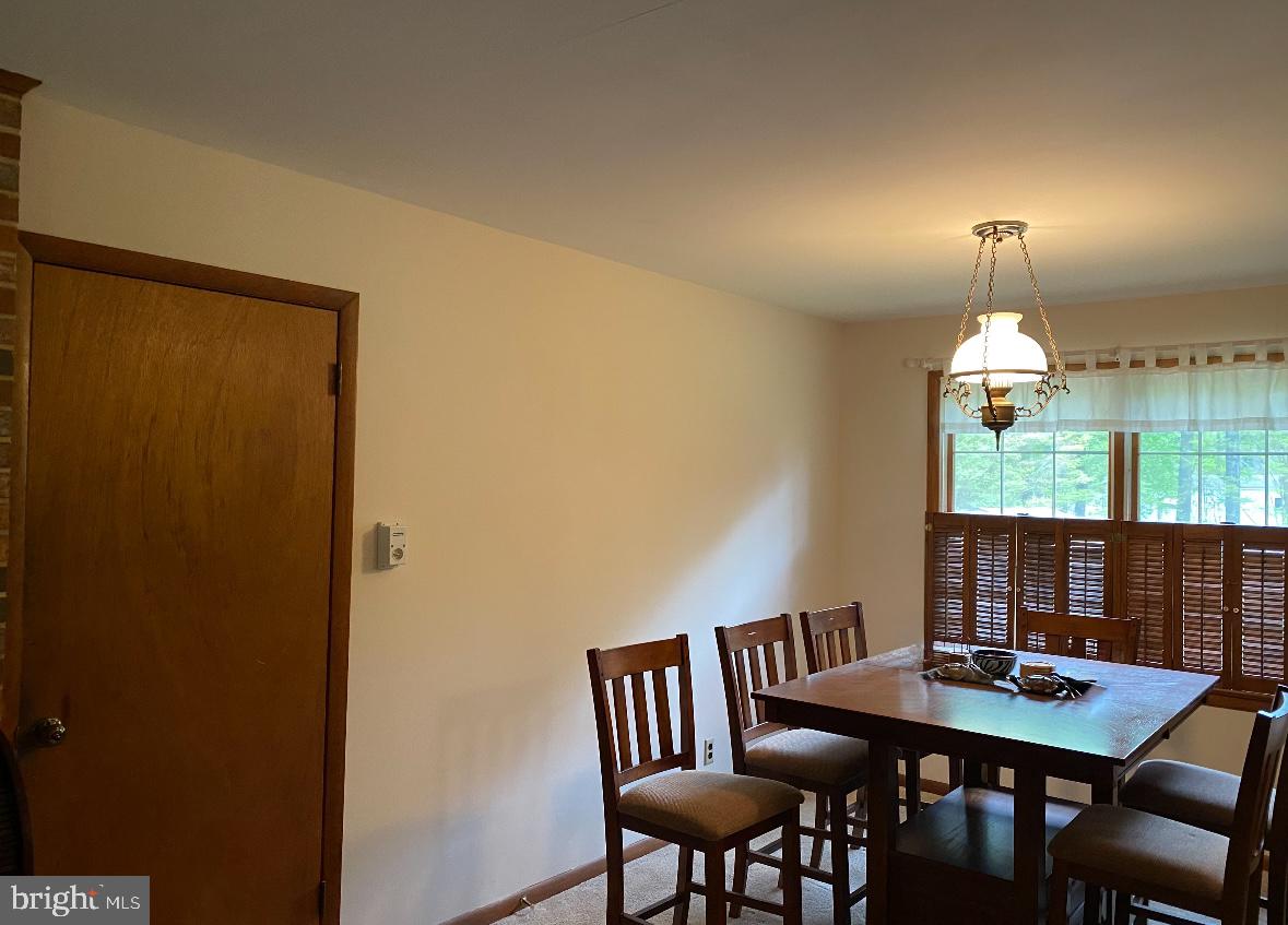 LEACHBURG - Residential Lease