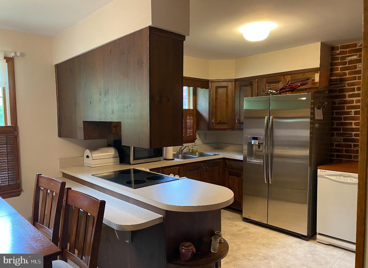 LEACHBURG - Residential Lease