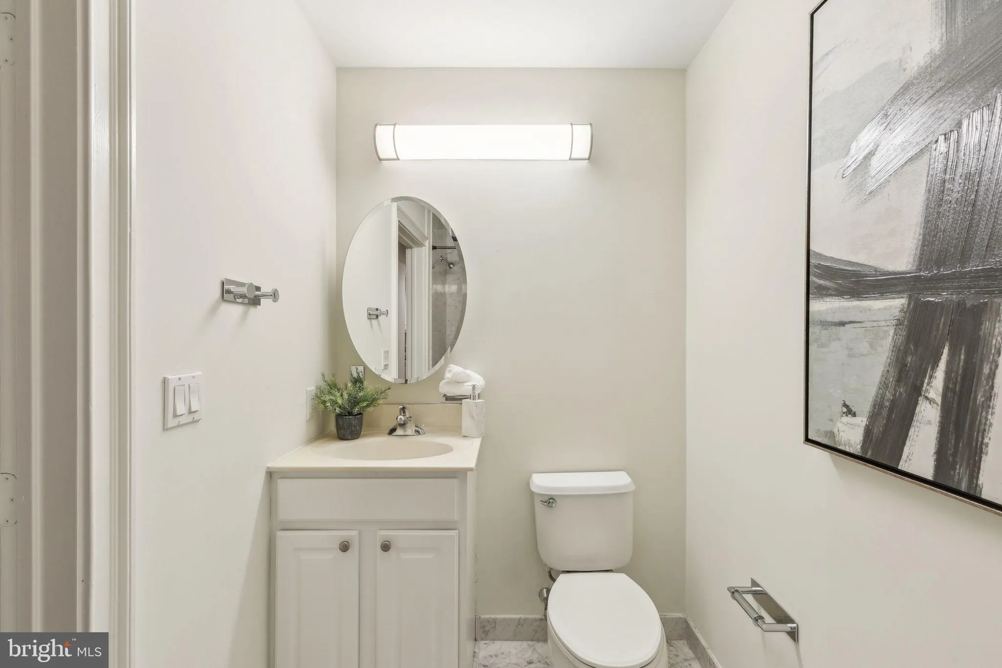 Philadelphia, Pennsylvania 19102, United States, 1 Bedroom Bedrooms, ,1 BathroomBathrooms,Residential,Active,123334